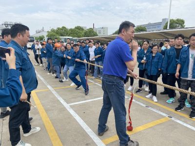 热烈 活力！——带你看一场精彩的拔河battle